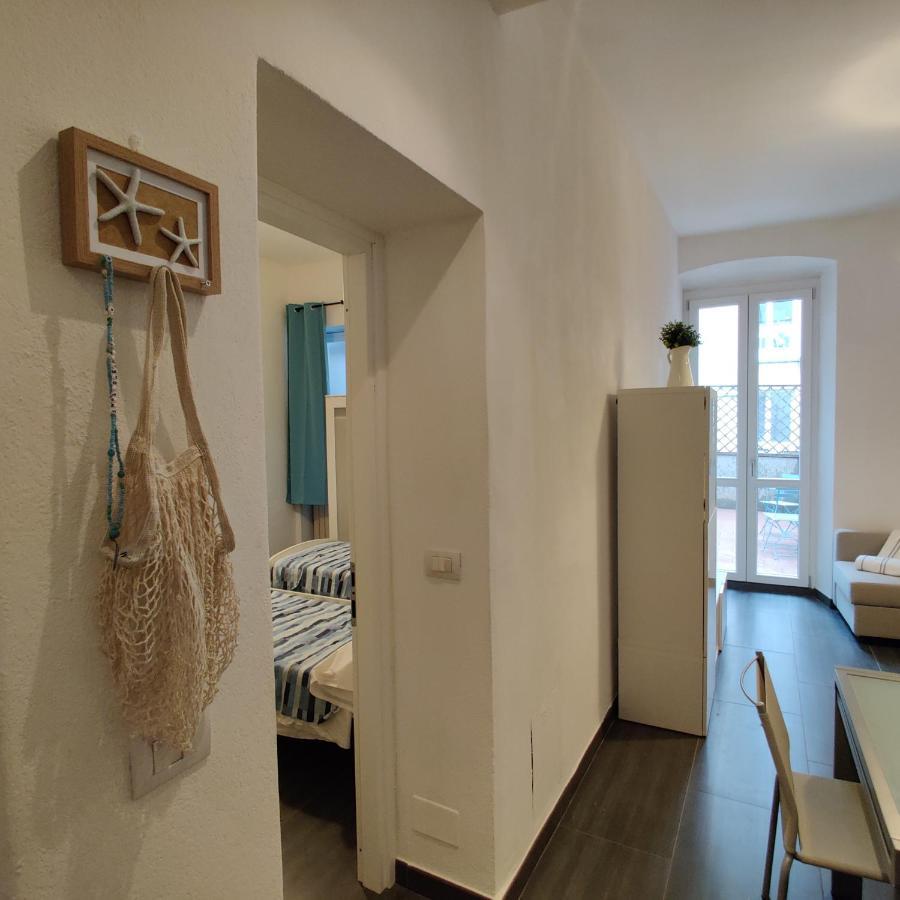 Vista Sul Carruggio, Centro Storico Di Chiavari Bagian luar foto