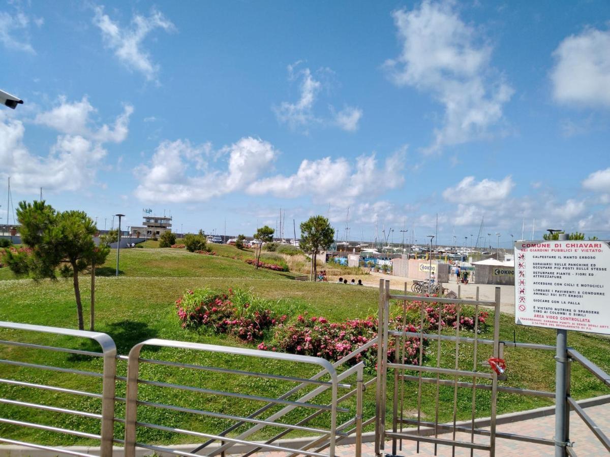 Vista Sul Carruggio, Centro Storico Di Chiavari Bagian luar foto